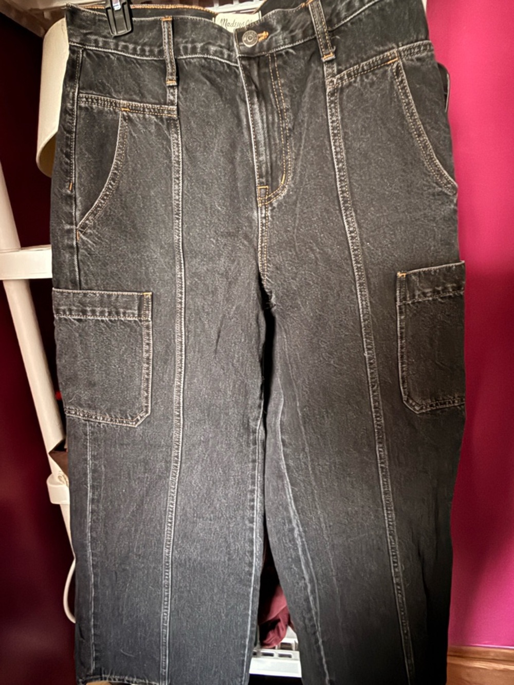 Madewell Baggy Straight Cargo Jeans dark wash
